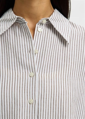 Cleo oversize linen blend skjorte Bright White/Chocolate Chip Selected Femme